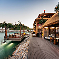Cratos Premium Hotel Casino Port Spa
